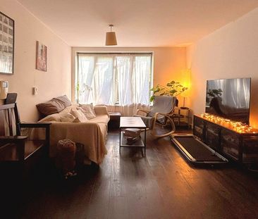 2 Bed Flat, White Horse Road, E1 - Photo 2