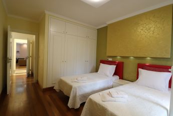 4 QUARTOS | ESTRADA MONUMENTAL | FUNCHAL