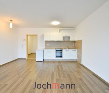 Pronájem bytu 1+kk 38 m2 - Fotografie 6