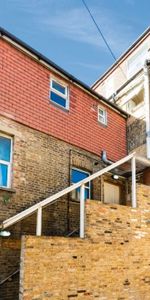1 Bed Flat, Greyhound Lane, SW16 - Photo 4