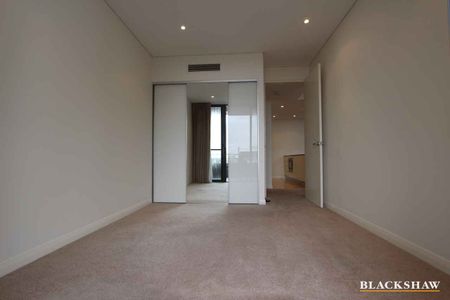 2 Bedroom Apartment in Kingston - Photo 4