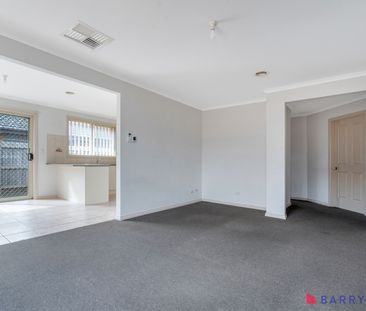 SPACIOUS UNIT IN A GREAT LOCATION!! - Photo 2