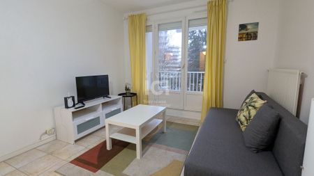 Appartement Nantes 3 pièce(s) 61.23 m2 MEUBLE - NANTES BEAUJOIRE - PARKING - CAVE - BALCONS - Photo 2