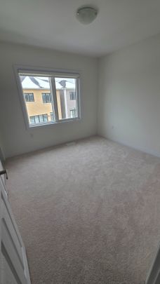 For Lease - 2 Greig Street, Brantford, Ontario - Photo 1