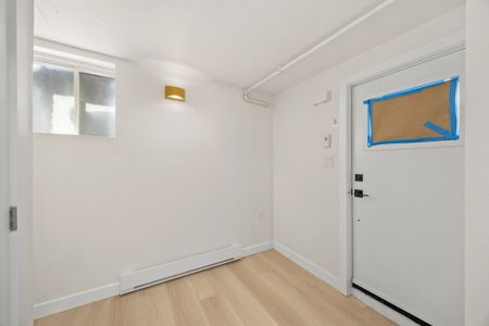 For Lease - 451 Lansdowne Avenue Unit# Basement Front Unit, Toronto, Ontario - Photo 4