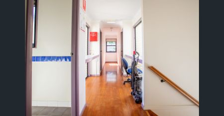 Student Accommodation - STUDENT ONLY! Walking distance to UQ. - Photo 5