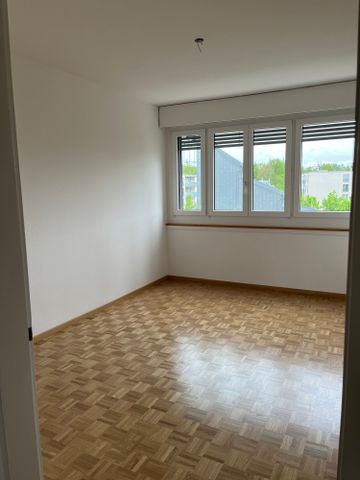 4.5-Zimmerwohnung im Tscharnerquartier - Photo 2