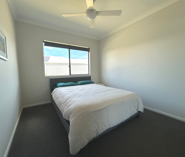 Fully Furnished Family Home with Pool 6 Month Lease only Pets Welcome - Photo 6