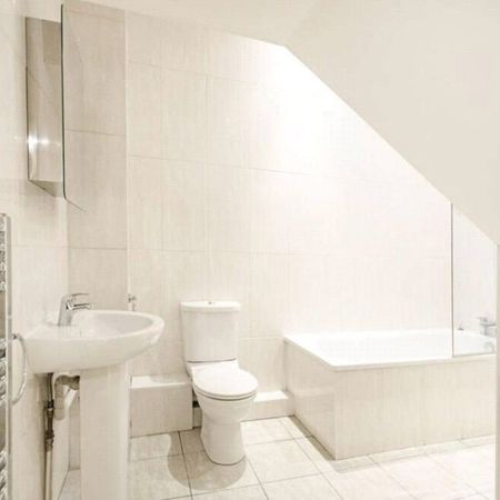 flat to rent - Photo 3