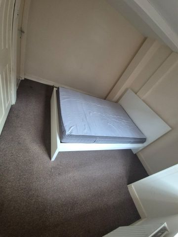 3 Bed Terraced House, Markden Mews, L8 - Photo 4