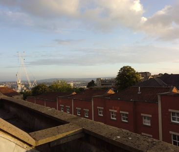 2 Bed Maisonette, Alfred Place, BS2 - Photo 4