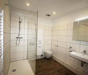 Moderne Wohnung mit viel Platz! - Photo 4