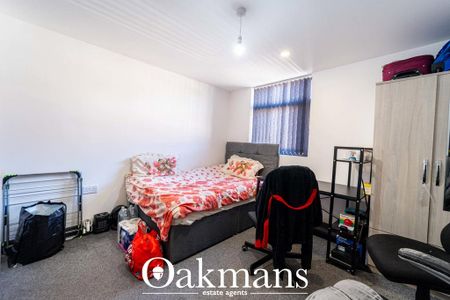 6 bedroom terraced house to rent - Photo 5