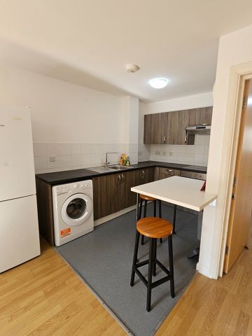 2 Bed Maisonette, Liston Road, N17 - Photo 3