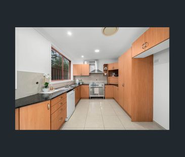 Large Family Home - Photo 4