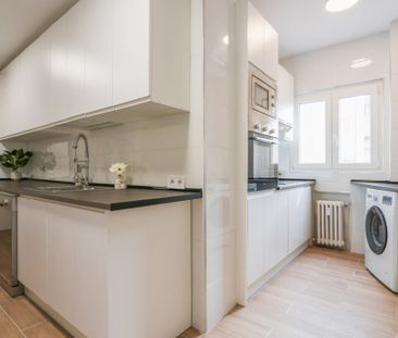 Room with private terrace in Plaza España - Photo 4