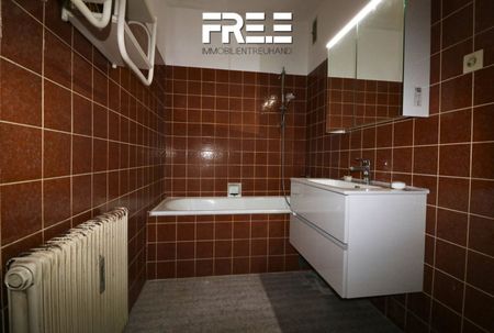 STADTRAND | Grüne 3-Zimmer-Wohnung mit Balkon und Stellplatz - Photo 2