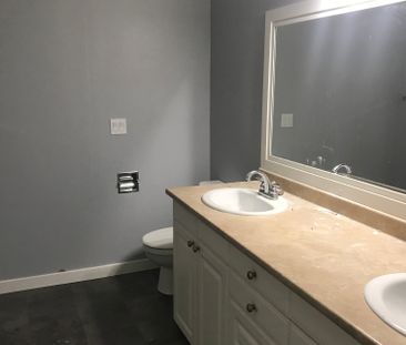 $2, 595, 1326 Ladner Rd, Kelowna South - Photo 3