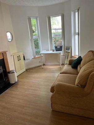 University Avenue, 127 Queens Quarter, Belfast, BT7 - Photo 1