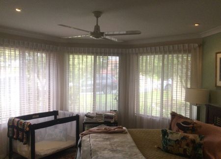 GREAT FAMILY HOME - Photo 2