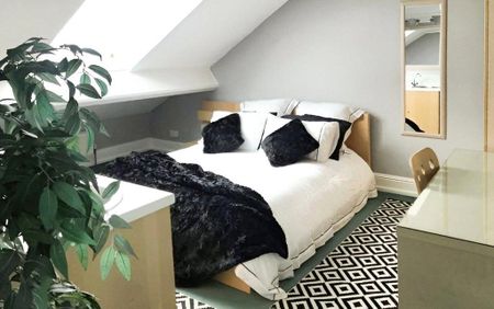 1 bedroom in a house share to rent - Photo 5