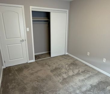 For Lease - 8273 Tulip Tree Drive Unit# 31, Niagara Falls, Ontario - Photo 4
