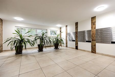 2 pokoje, Kępa Potocka, możliwość umeblowania - Zdjęcie 5