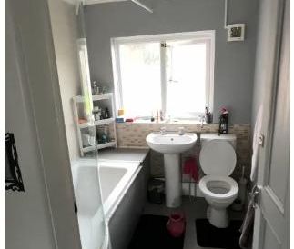 1 bedroom in a house share to rent - Photo 6
