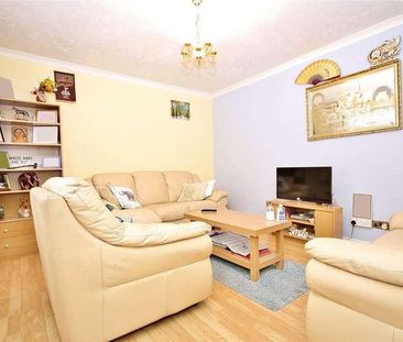 Nursery Road, Knaphill, Woking, Surrey, GU21 - Photo 4