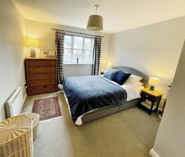 2 bedroom apartment to rent - Photo 4