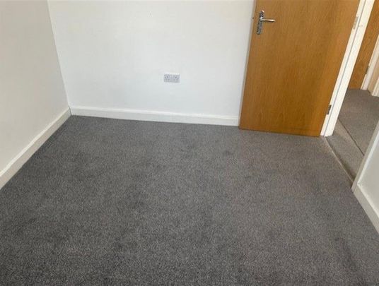 Flat , Chubb House, Dallow Road, Luton - Photo 1