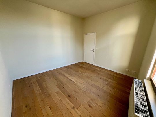 Recent gerenoveerd appartement met 4 slaapkamers te huur! - Foto 1