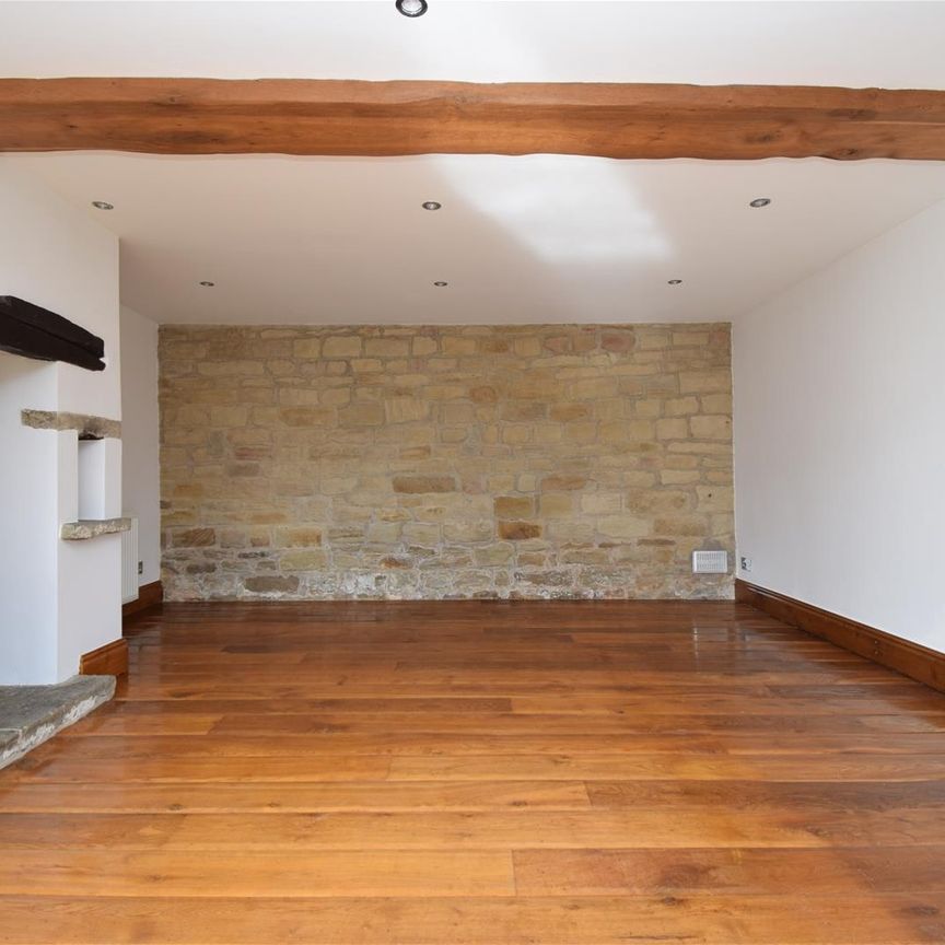 Applehaigh Lane, Notton, Wakefield - Photo 1