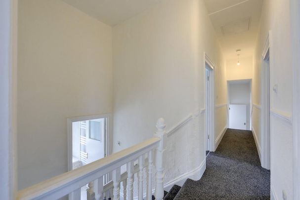 4 bedroom terraced house to rent - Photo 1