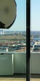 Rare corner unit, executive 32nd floor, amazing view, fully furnished 50m2 + 30 m2 Balcony - Photo 1