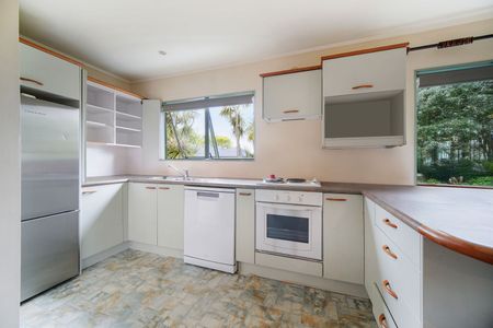 Tucked away in Remuera - Photo 4