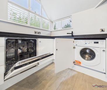 2 bedroom semi-detached house to rent - Photo 6