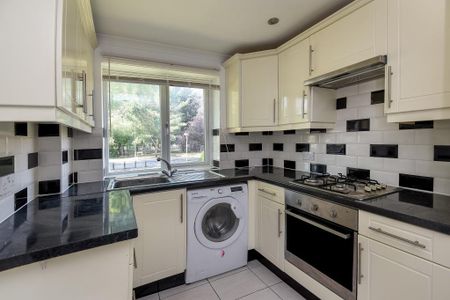 1 bedroom flat to rent - Photo 5