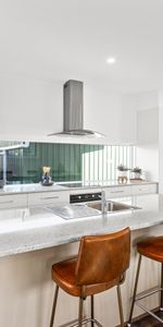 33 Leamington Road - Photo 3