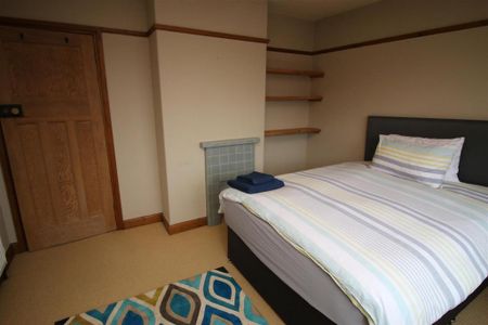 4 bedroom private hall to rent - Photo 5