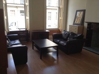 4 Bed Flat, West Princes Street, G4 - Photo 1