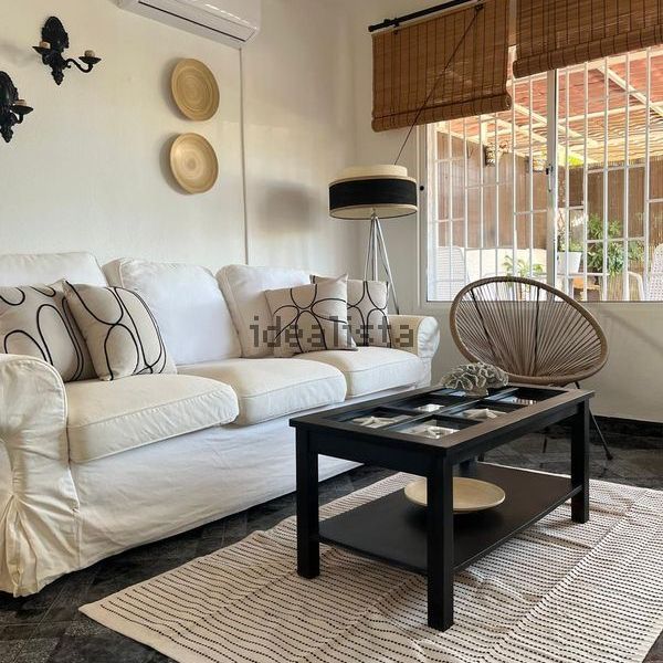 Alquiler de piso en Calle Francisco Guillón - Photo 1