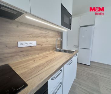 Pronájem, Byt 1+kk, 34 m², Praha - Photo 3