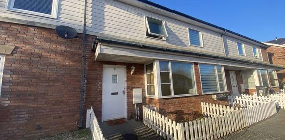 2 bedroom terraced house to rent - Photo 2