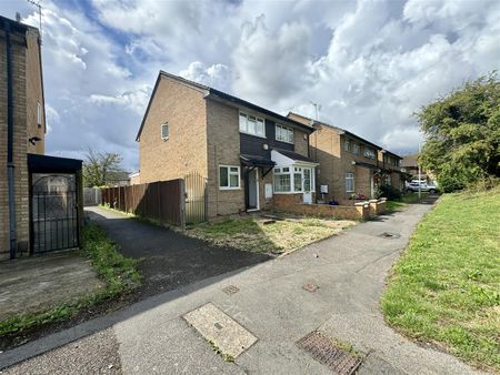 Lapponum Walk, Hayes - Photo 2