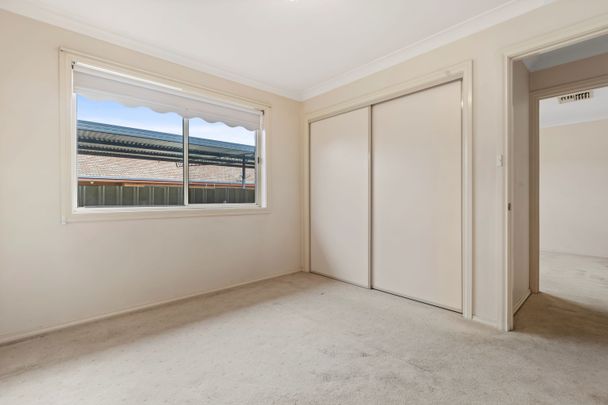 74 Travers Street Wagga Wagga NSW - Photo 1