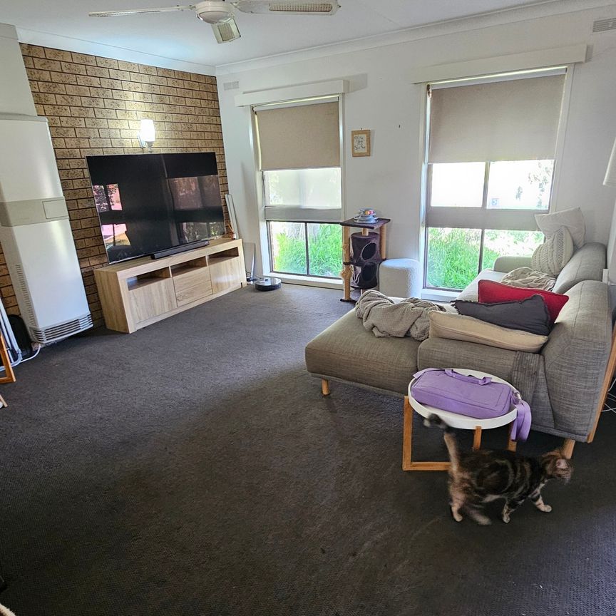 West Wodonga - Photo 1