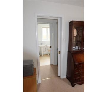 Studio to rent - Photo 6