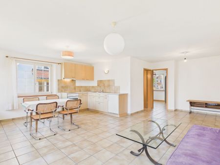 Cheap 3-room apartment in a quiet location by the stream in Brislach - Photo 2