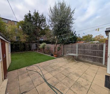 Ashfield Road, East Acton, London, W3 7JJ - Photo 2